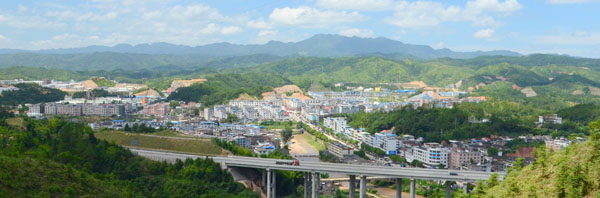朋口镇全景.jpg